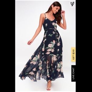 Lulu’s navy blue floral dress